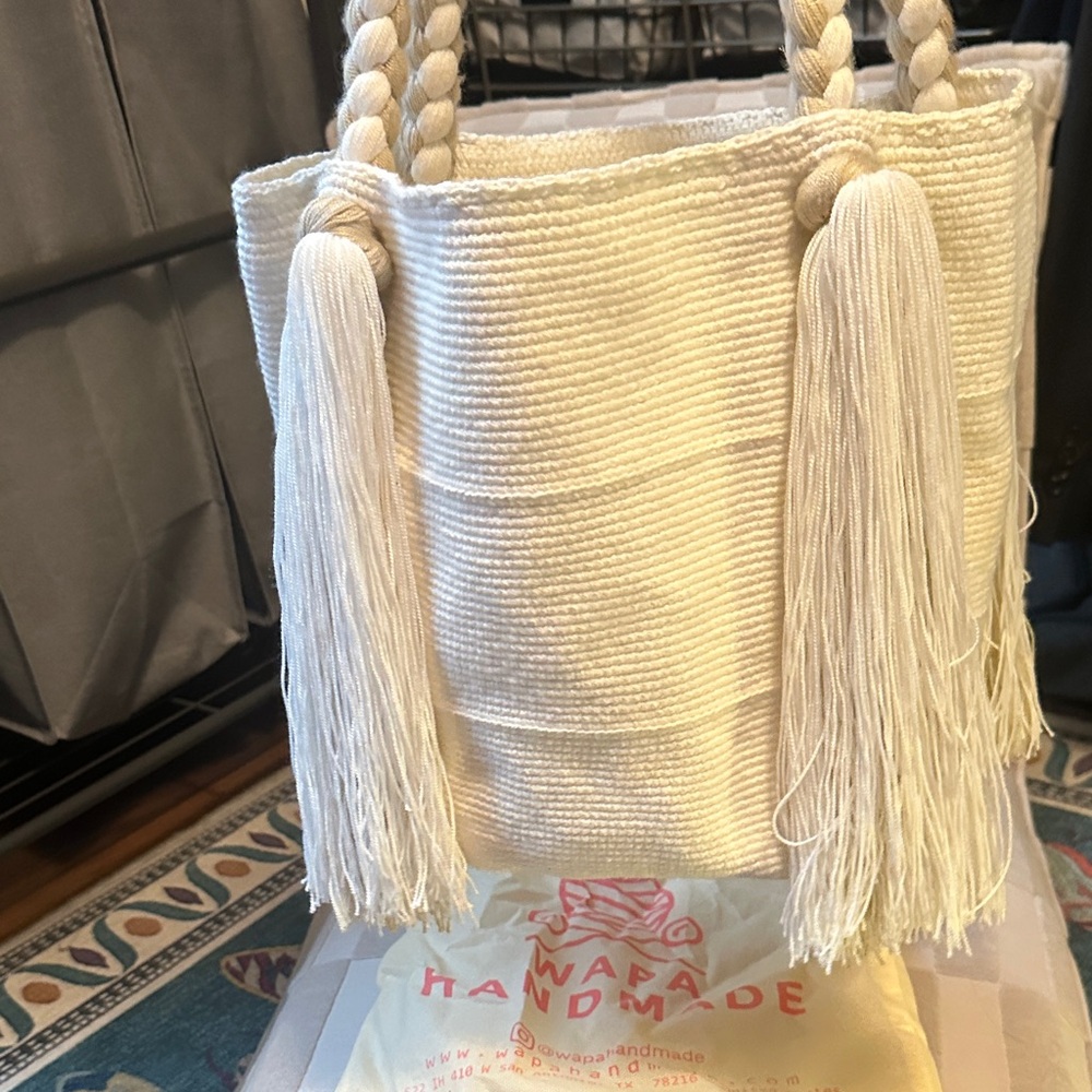 WAPA Handmade Over the shoulder Rapunzel white and tan bag - Picture 4 of 10